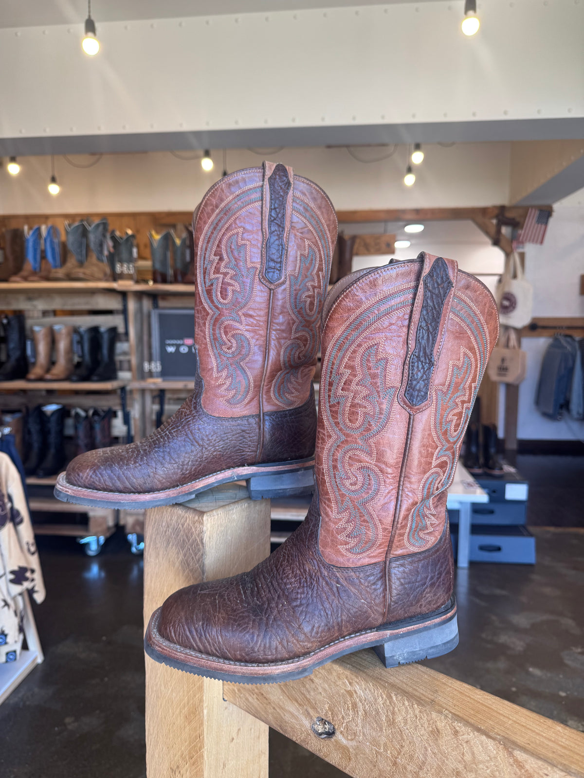 PRE LOVED - Womans Lucchese "Ruth" Cowboy Boots