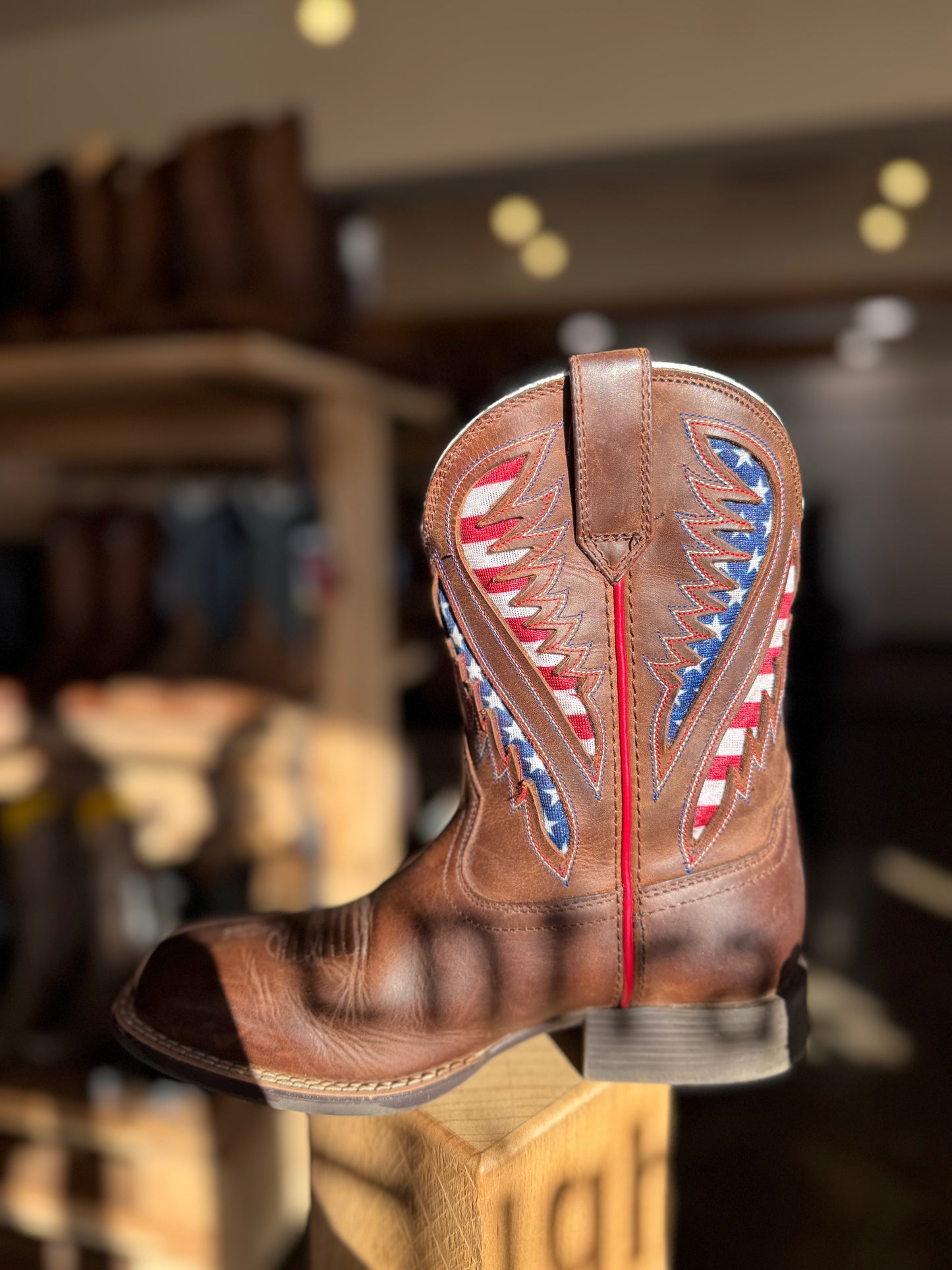 PRE LOVED - Youth Ariat Cowboy Boots