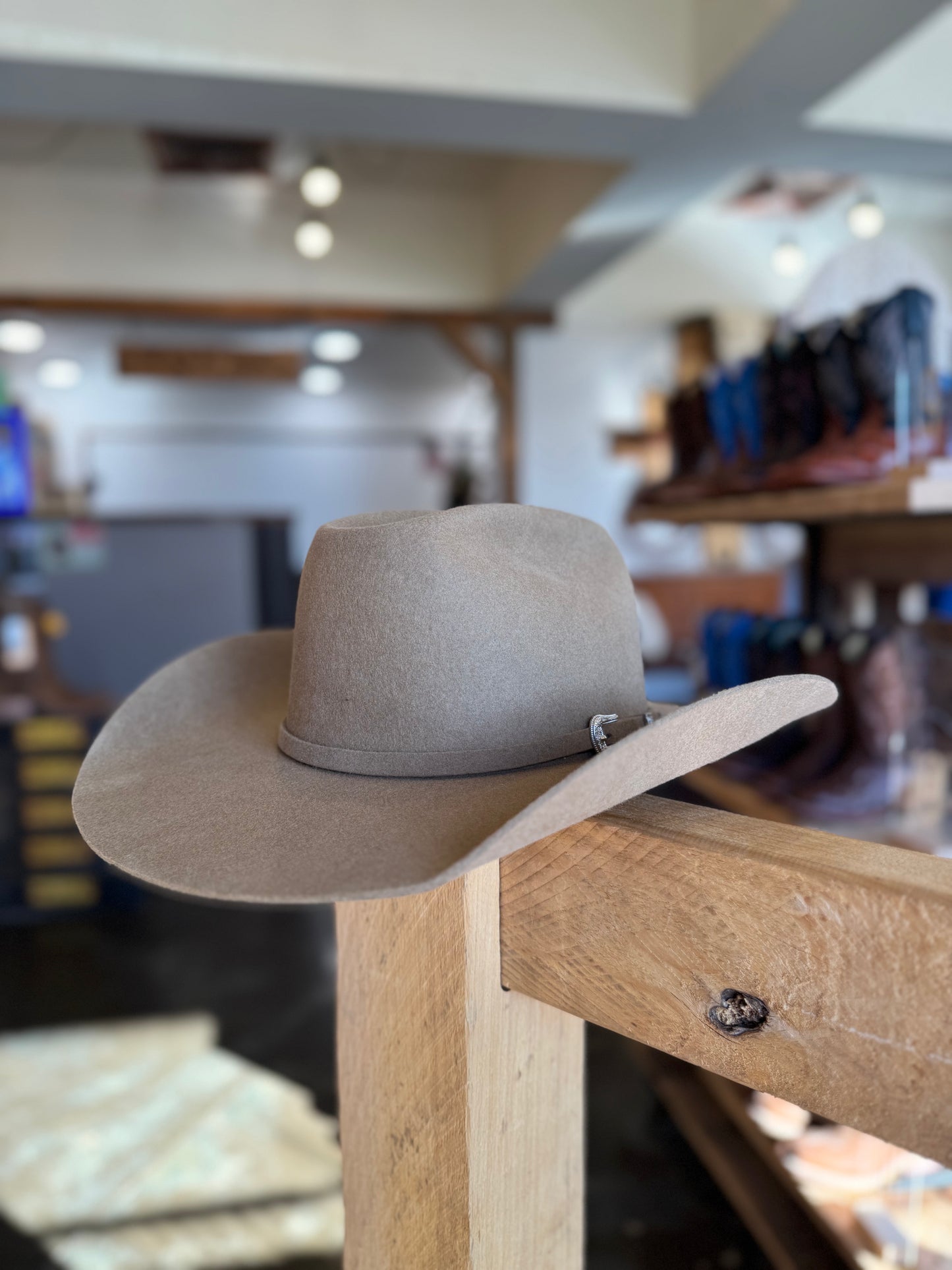Doff & Don: Wide Cattlemen Cowboy Hat - Camel