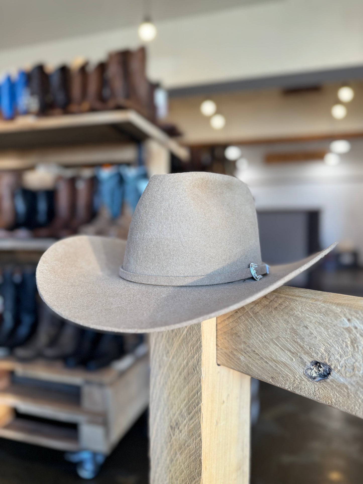Doff & Don: Tear Drop Cowboy Hat - Camel