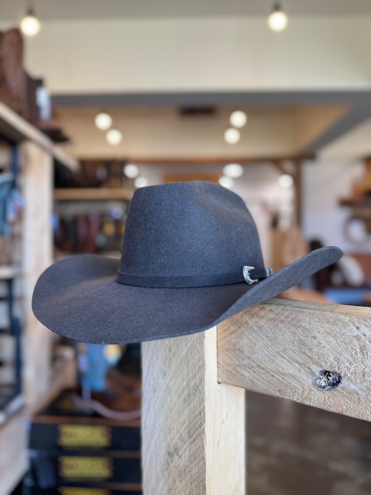 Doff & Don: Wide Cattleman Cowboy Hat - Dark Brown