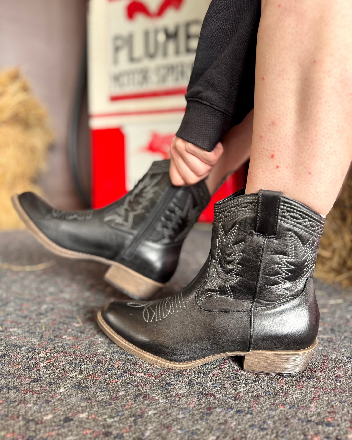 Matisse Footwear Vegan Daley Ankle Boots Matisse: Pistol Black