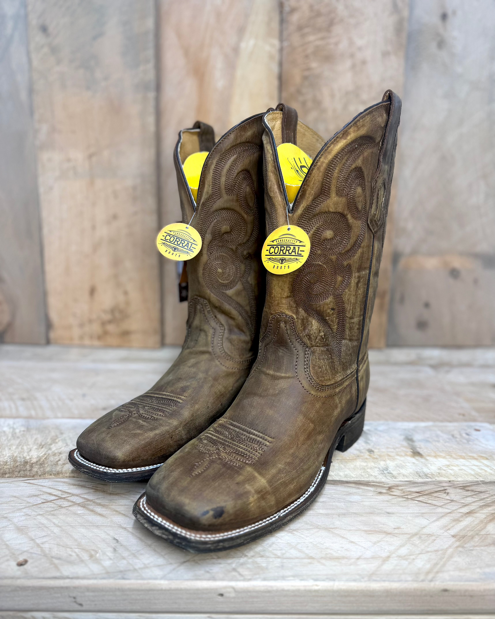 Men’s Cowboy Country Gold Woven  Square Toe Cowboy Boots Size 11 Tan Basketweave Boots -Square Toe – Texas Boot Ranch main image 3