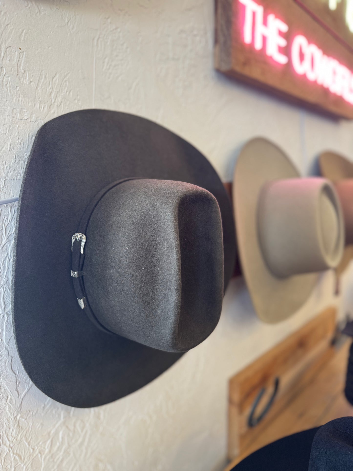 Doff & Don: Wide Cattleman Cowboy Hat - Dark Brown