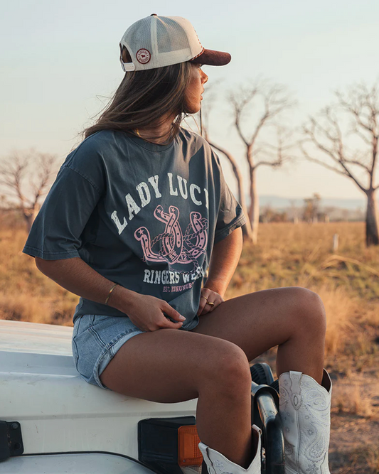 Ringers Western: Womans Lady Luck Oversized Tee