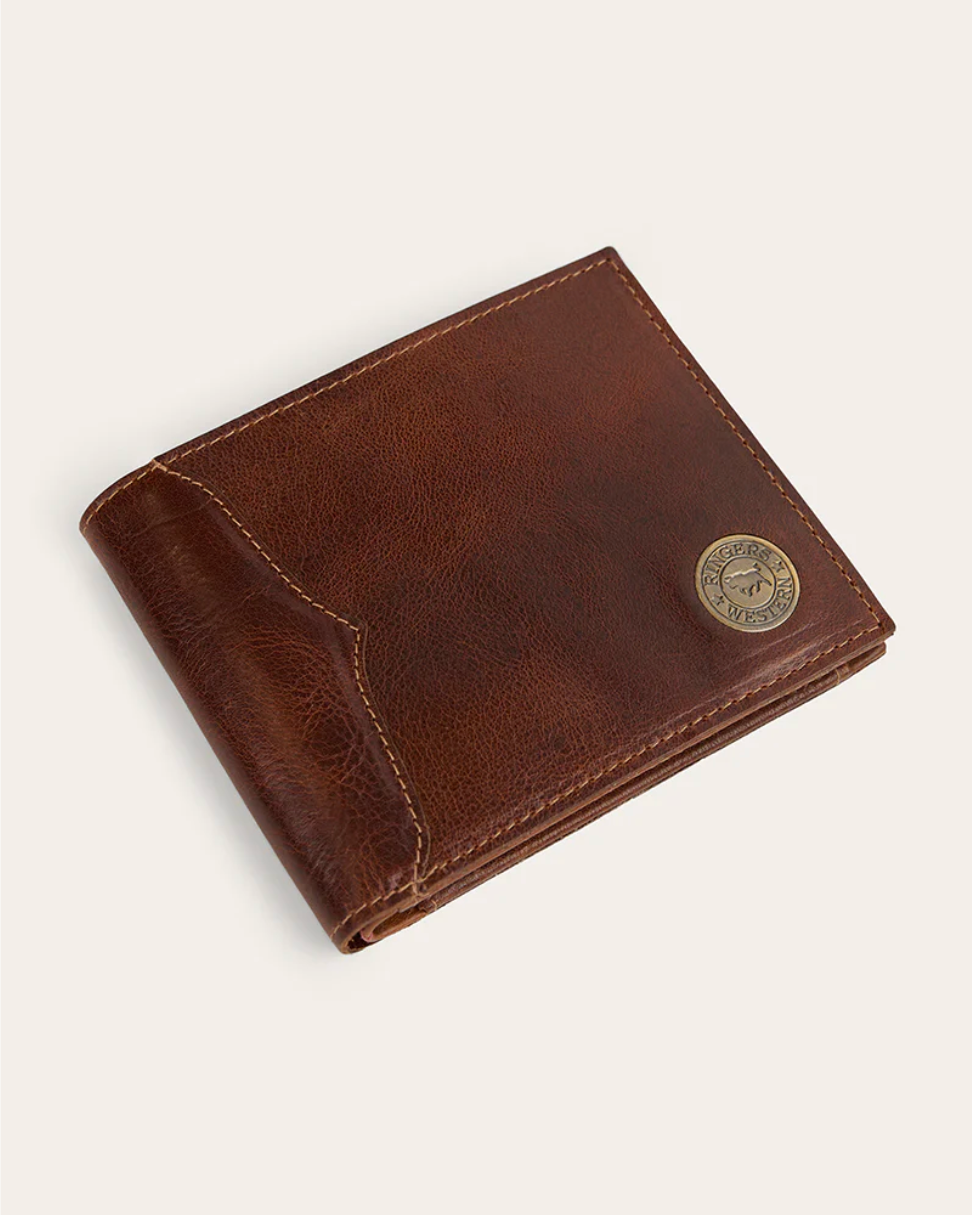 Ringers Western: "Toro Grande" Genuine Leather Wallet in the colour Cognac featuring a small Ringers Western Logo on the Back - Texas Western New Zealand