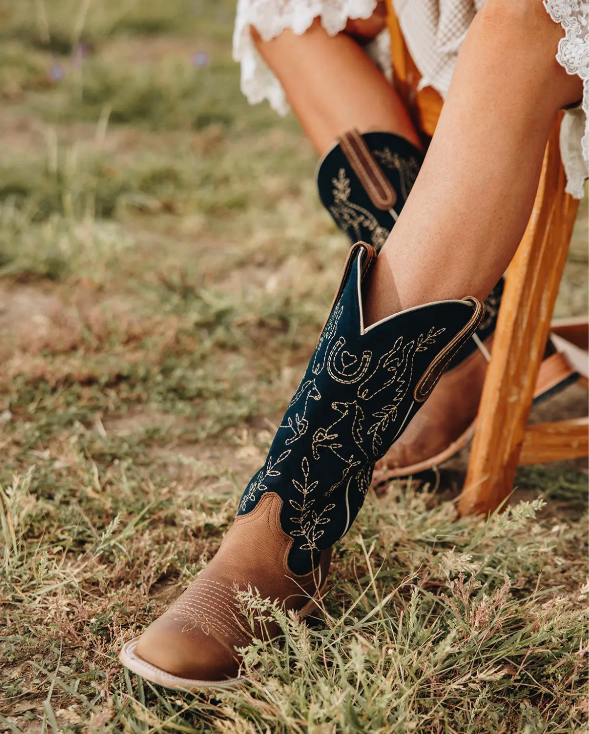 Lane Boots: Bridlewood Square Toe Leather Cowboy Boots in the colour Desert Clay and Navy - Texas Western New Zealand