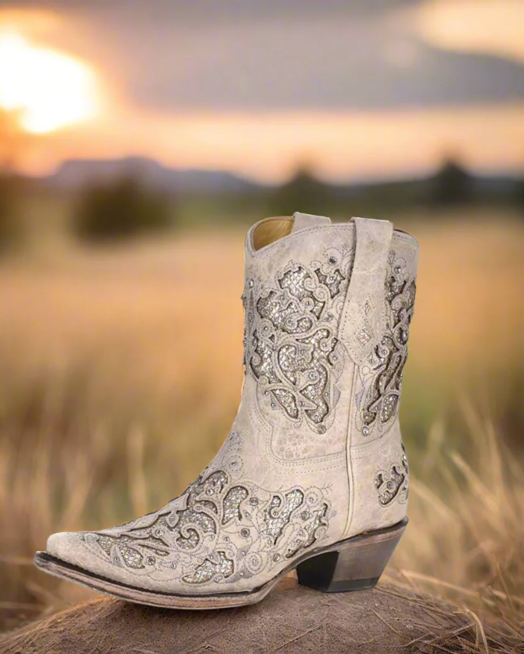 Corral: Woman's Snip Toe Leather Ankle Cowboy Boots, with White Glitter & Crystal embellishments and sequins in White - Texas Western New Zealand