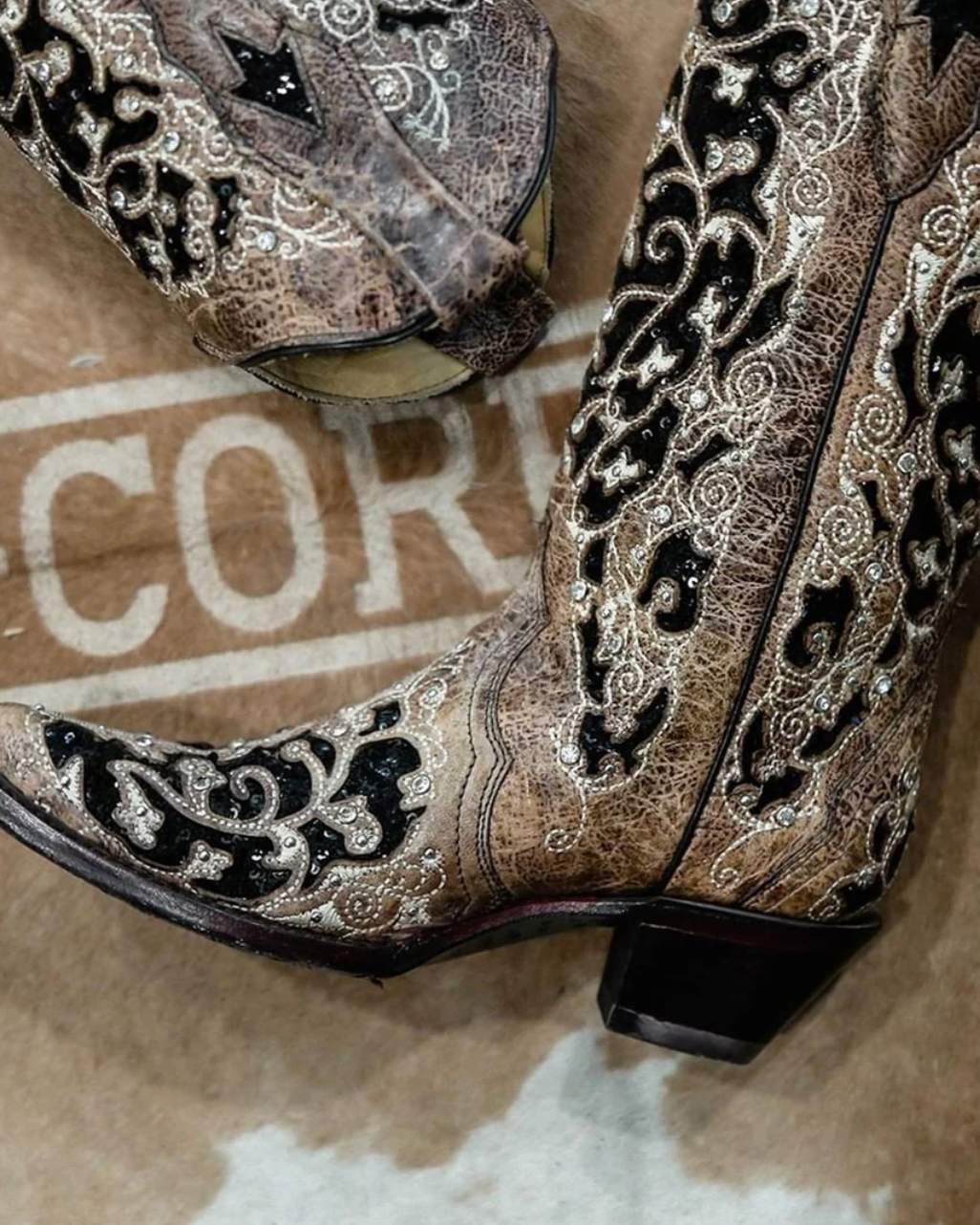 Corral: Woman's Snip Toe Leather  Cowboy Boots, with black/brown Glitter & Crystal embellishments and sequins in Black/Brown - Texas Western New Zealand