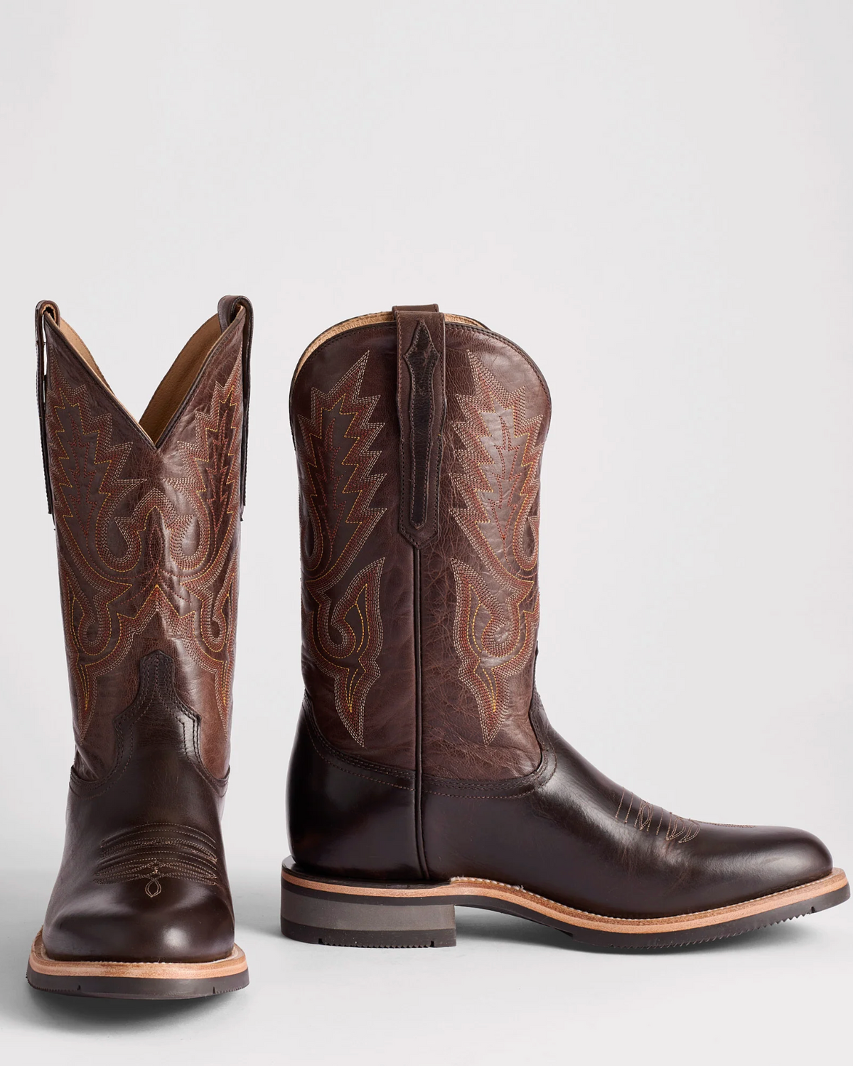 Lucchese: Mens Round Toe Leather Cowboy Boots in Brown/Mocha with western stitching on the shaft and rubber soles - Texas Western New Zealand